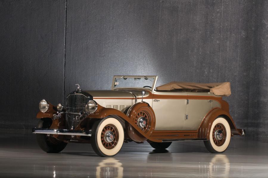  Pierce-Arrow Model 54 Convertible Sedan by LeBaron 1932 года  (фото 1 из 6)